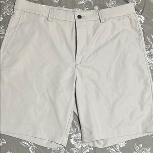 Callaway Golf Men's khaki Shorts